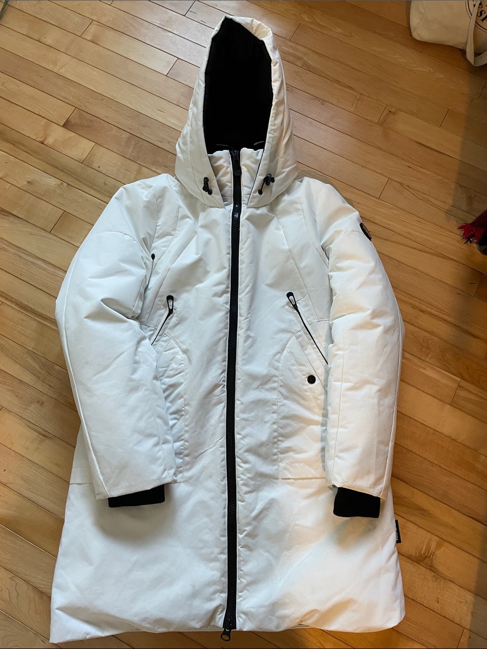NOIZE Lana White Long Winter Parka